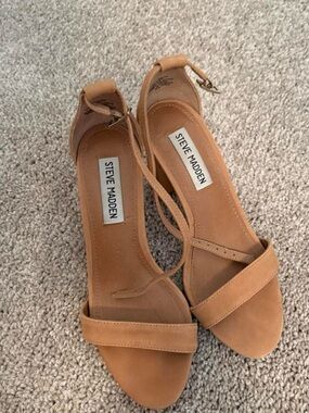 Steve Madden Tan Strappy Ankle-Wrap Sandals